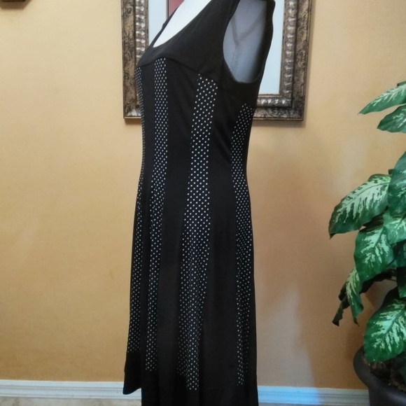 Connected Apparel Women's Black Sleeveless Dress - Picture 4 of 7